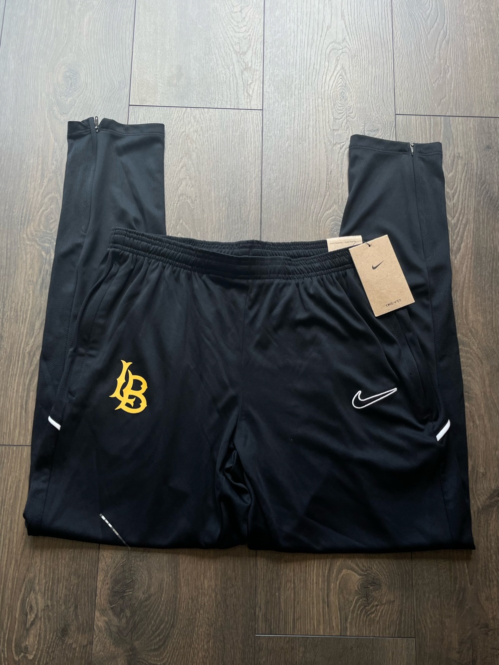Nike California State University Long Beach Performance Joggers